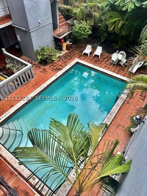 820 Salzedo St 305