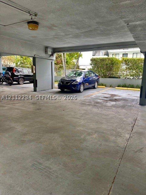 820 Salzedo St 305