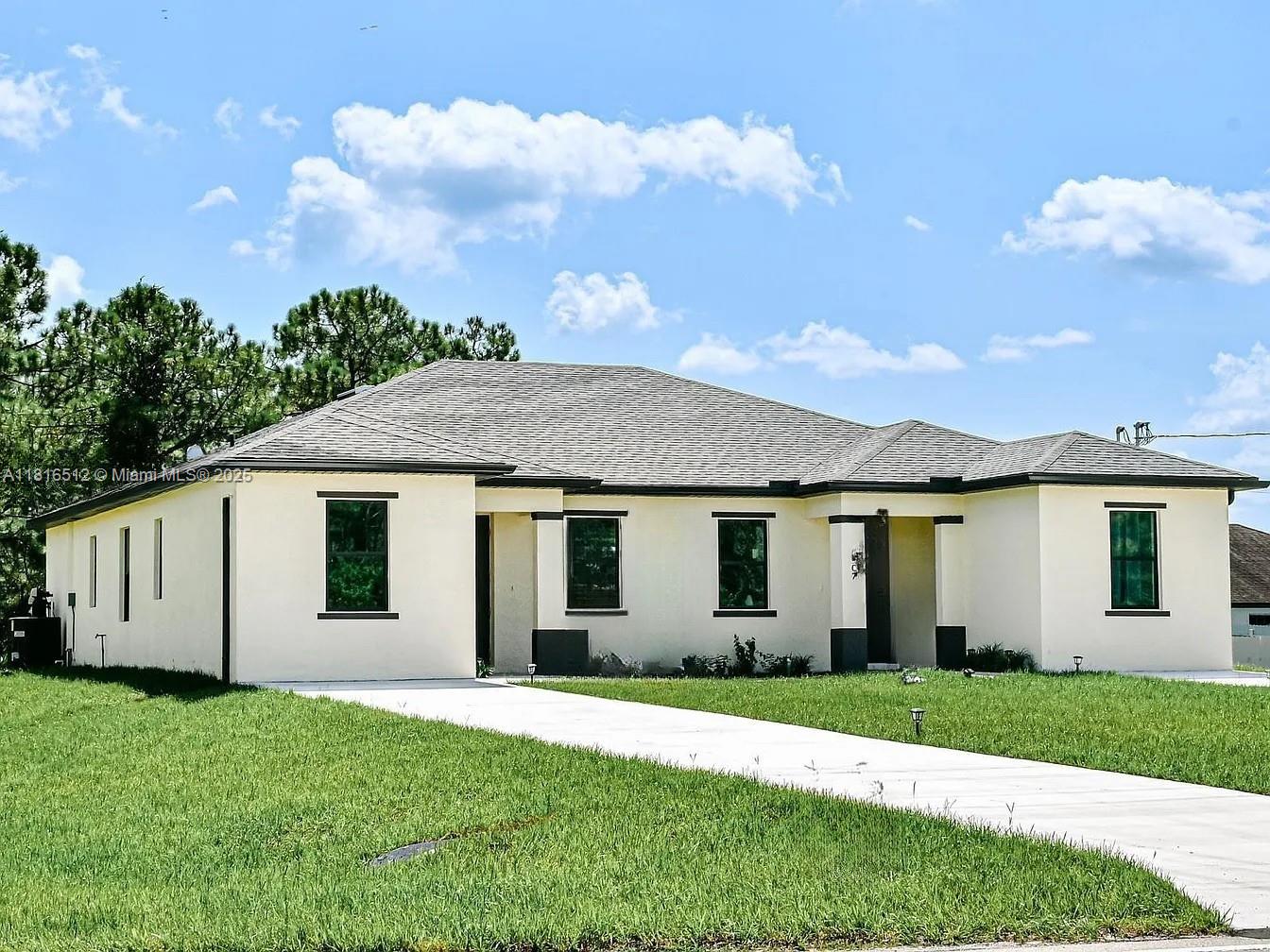 1516 W 12th Street 1, Lehigh Acres, Lee County, Florida - 3 Bedrooms  
2 Bathrooms - 