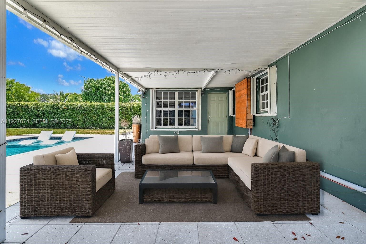 HILLSIDE PARK - Residential Lease