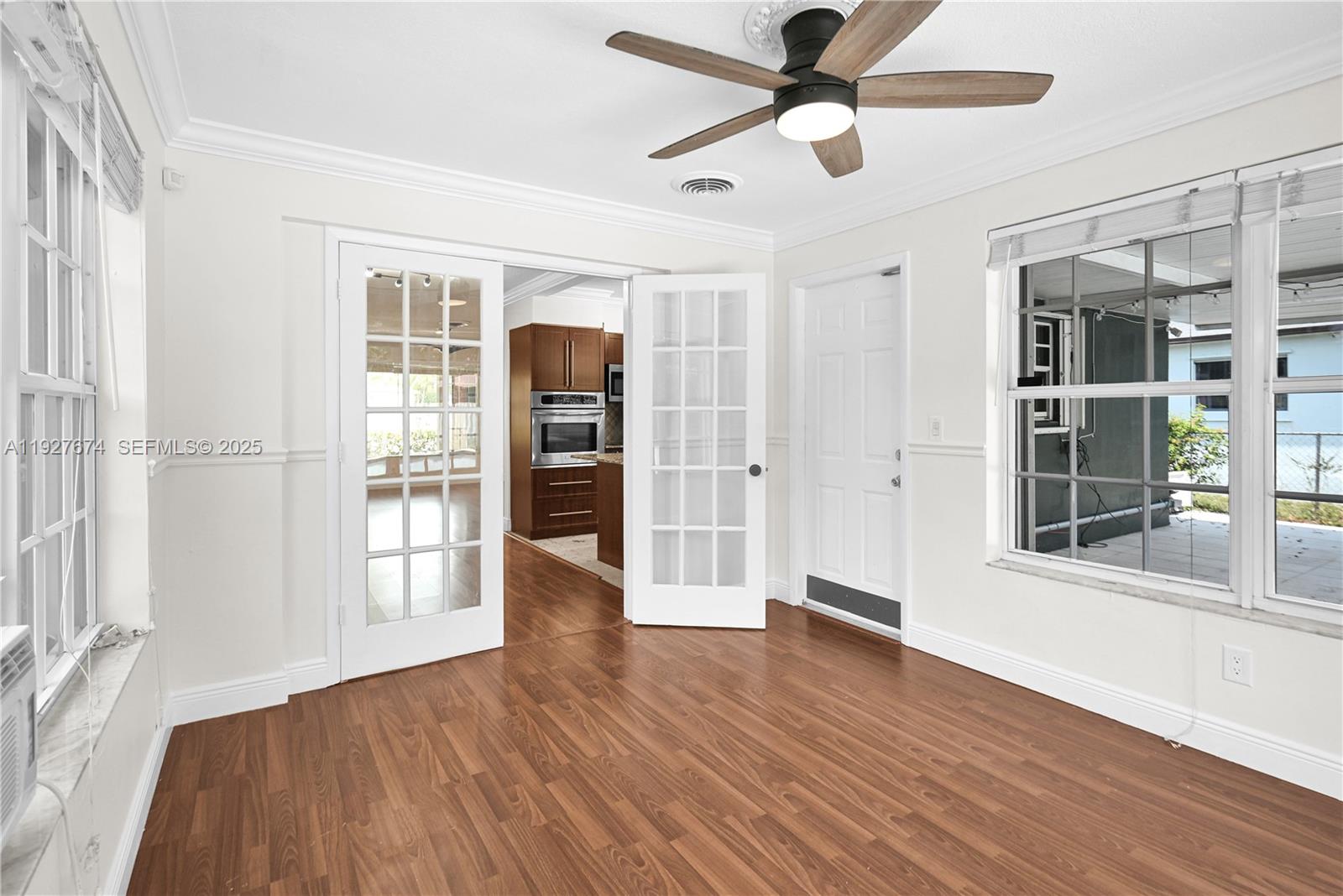 HILLSIDE PARK - Residential Lease