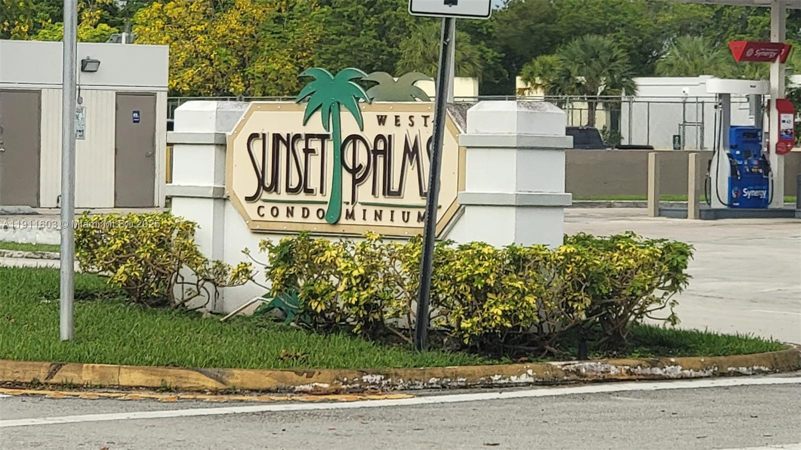 Sunset Palms - Residential