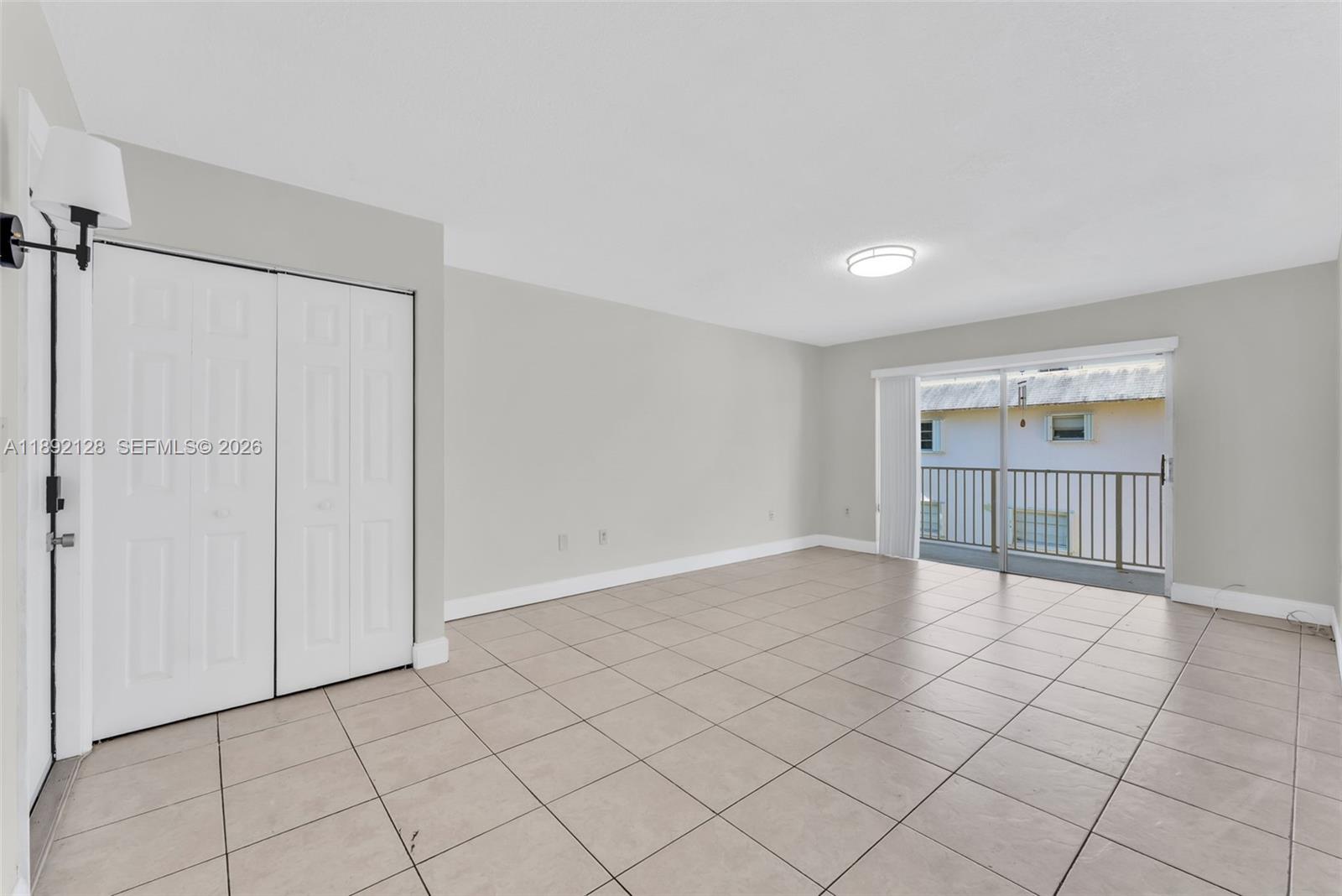 VILLAGE AT DADELAND CONDO - Residential