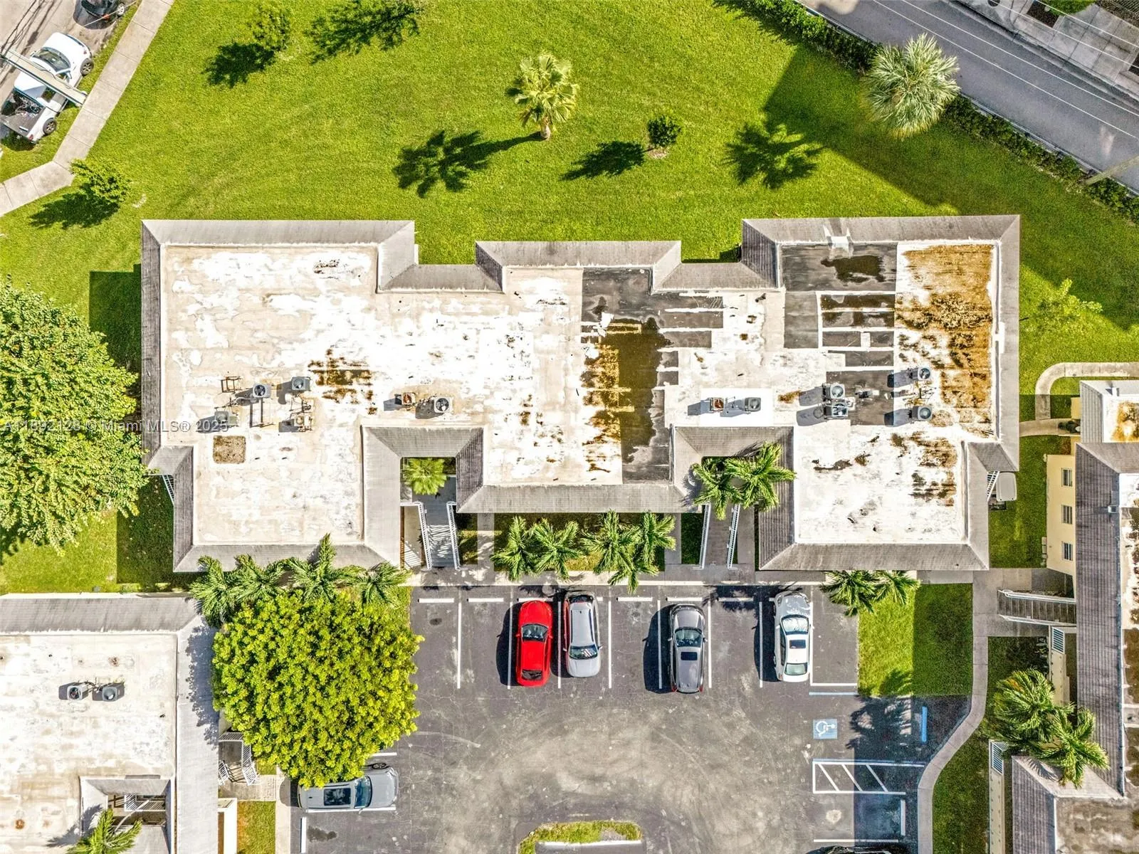 Miami, Florida 33143, United States, 2 Bedrooms Bedrooms, ,2 BathroomsBathrooms,Residential,Active,224008