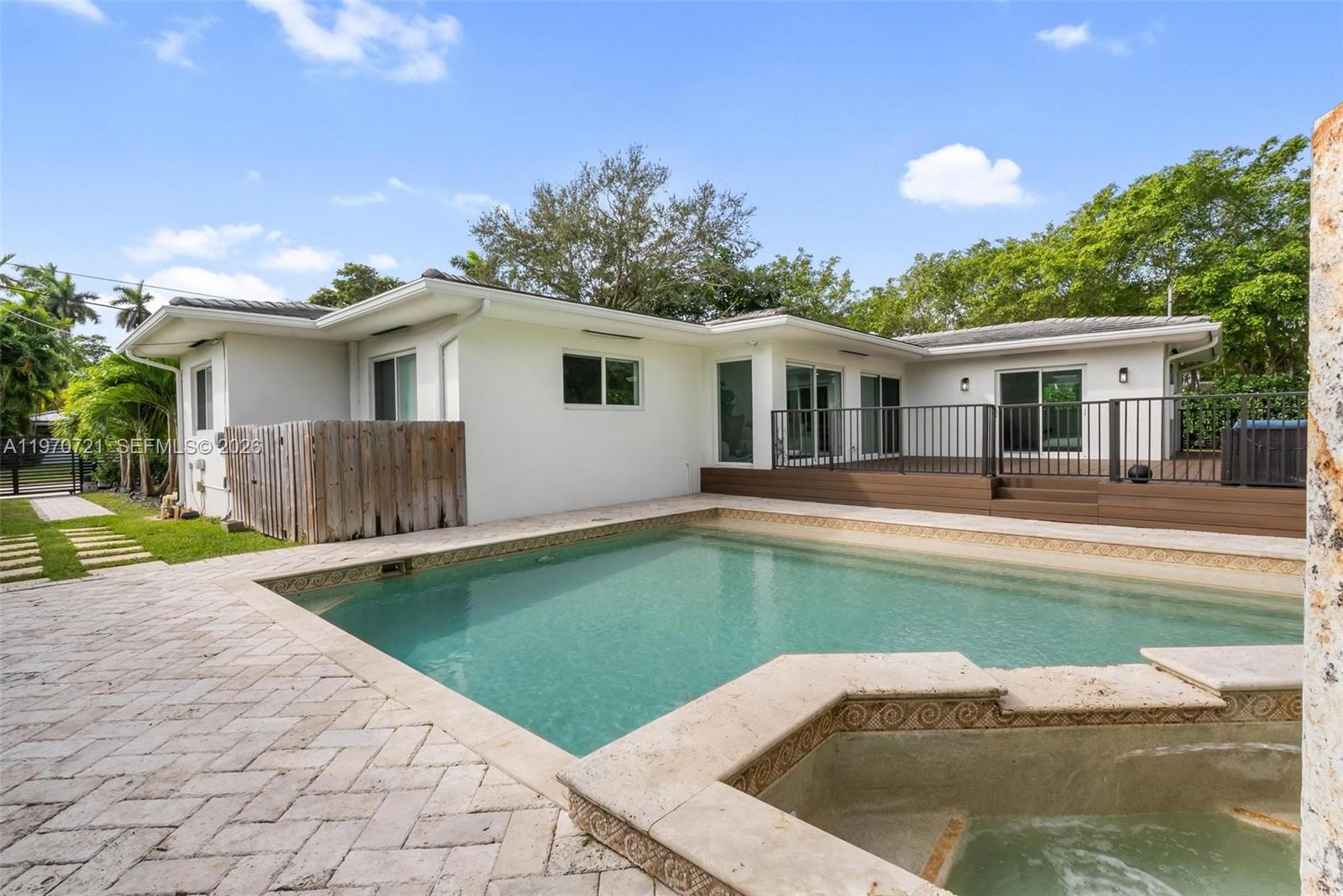 8 53 42 DAVIS HARBOR RESUB - Residential