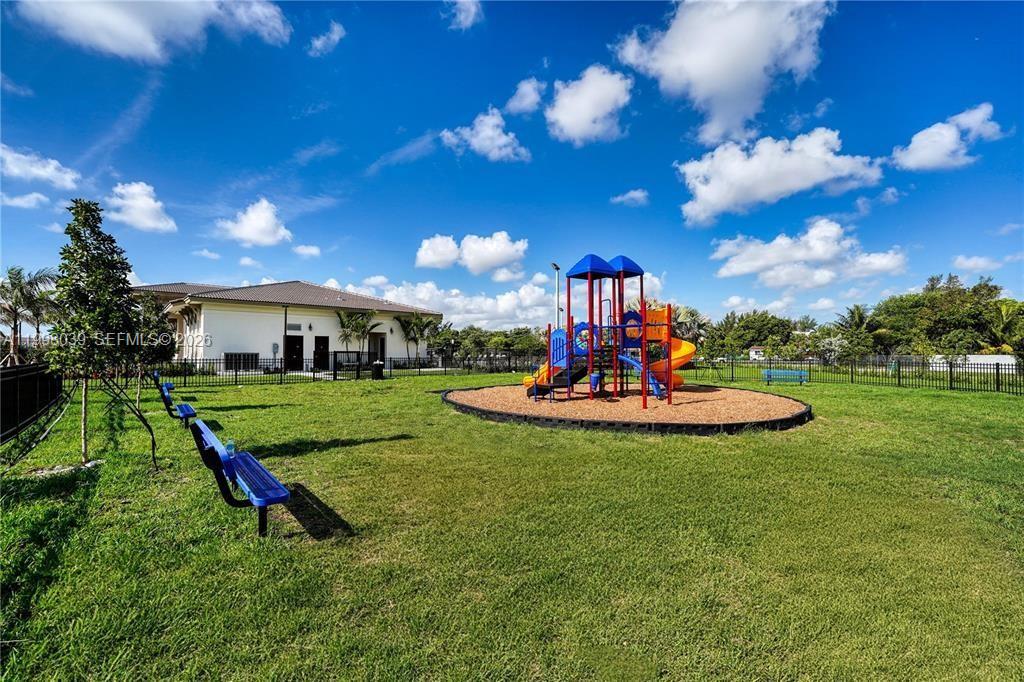 GOLF PARK SEC 1 - Residential
