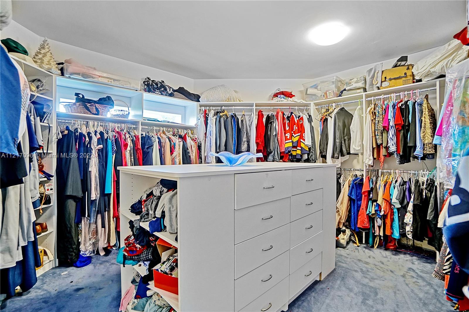 LAUDERDALE BEACH - Residential