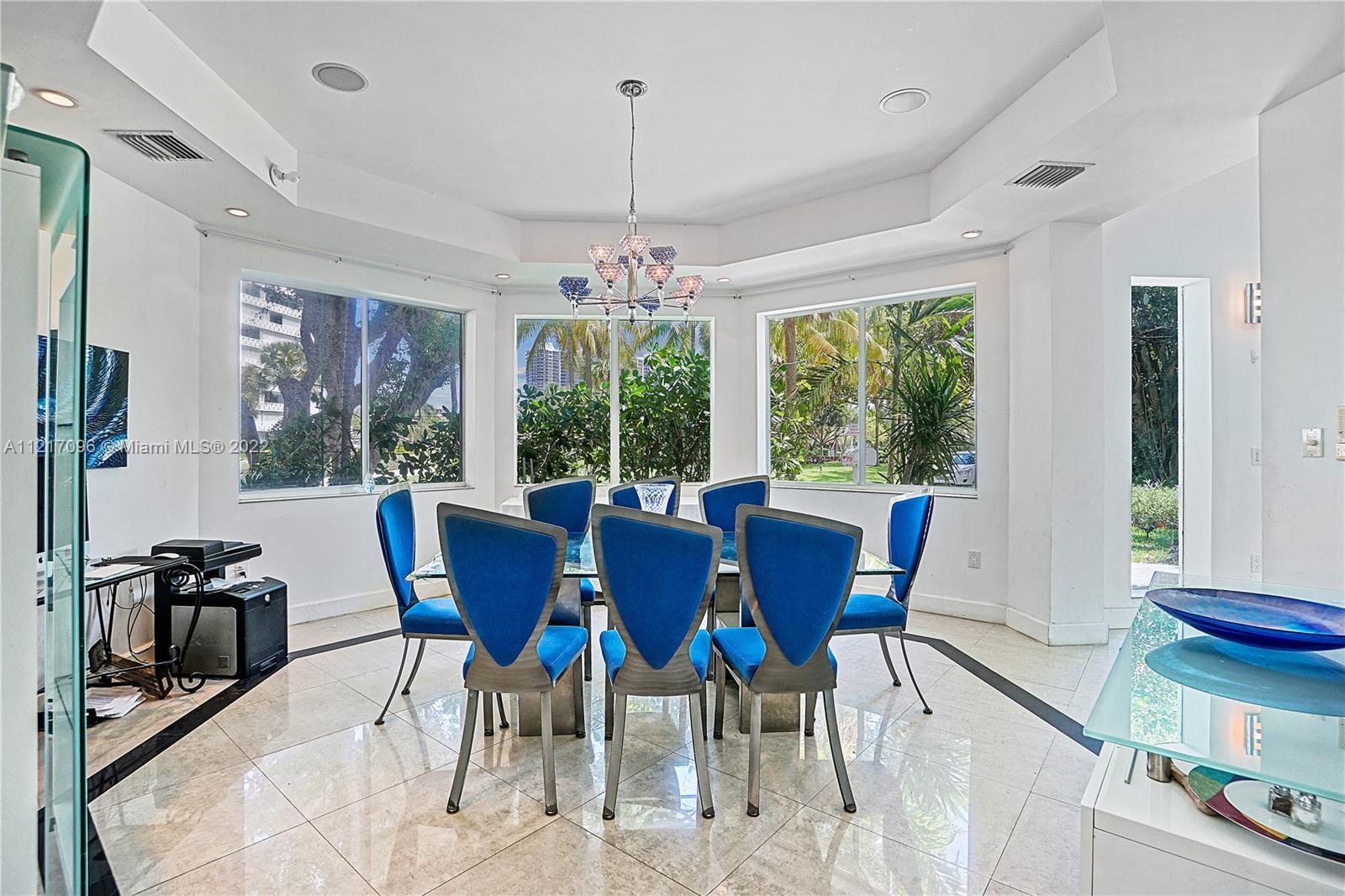 LAUDERDALE BEACH - Residential