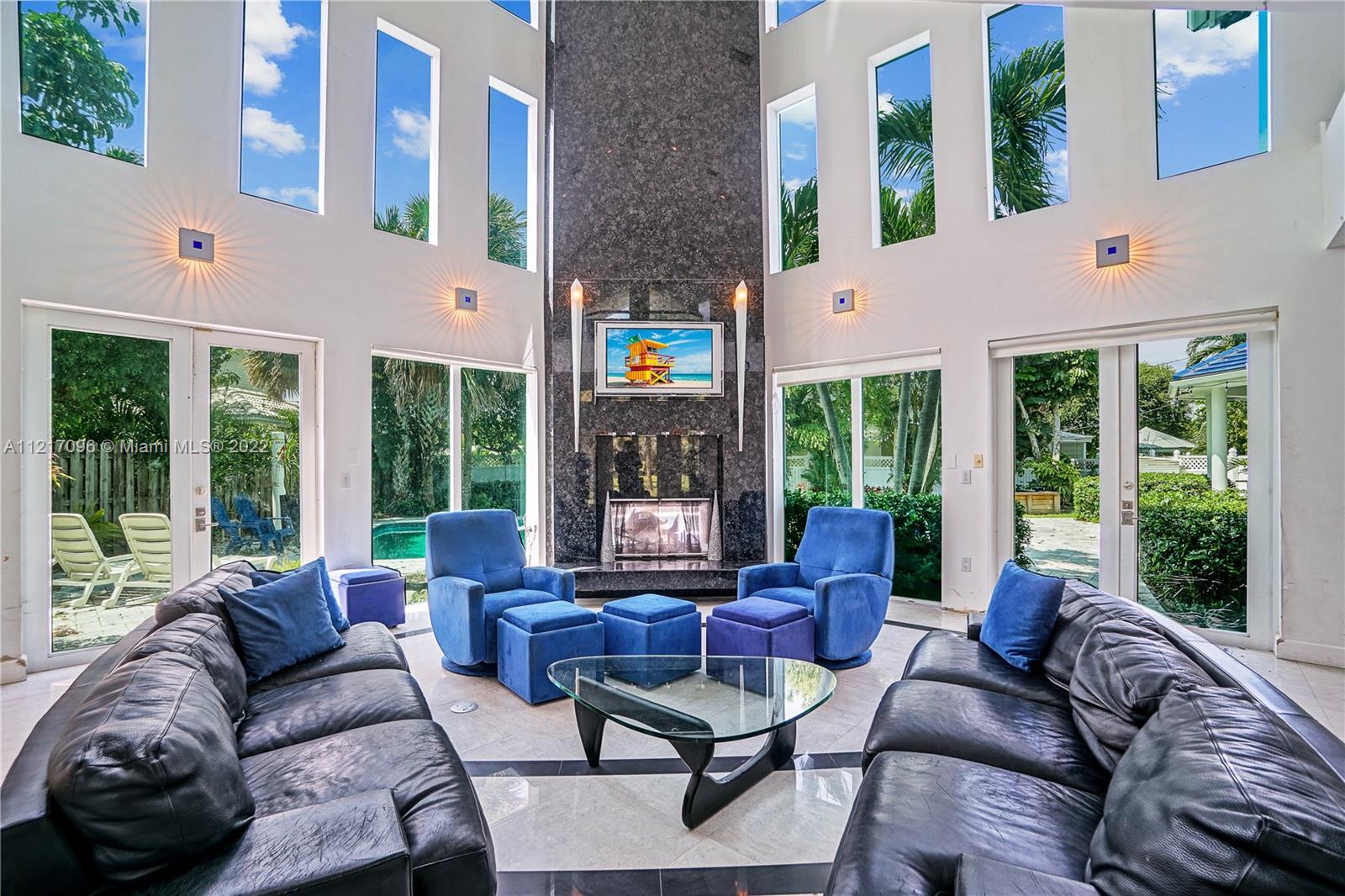 LAUDERDALE BEACH - Residential