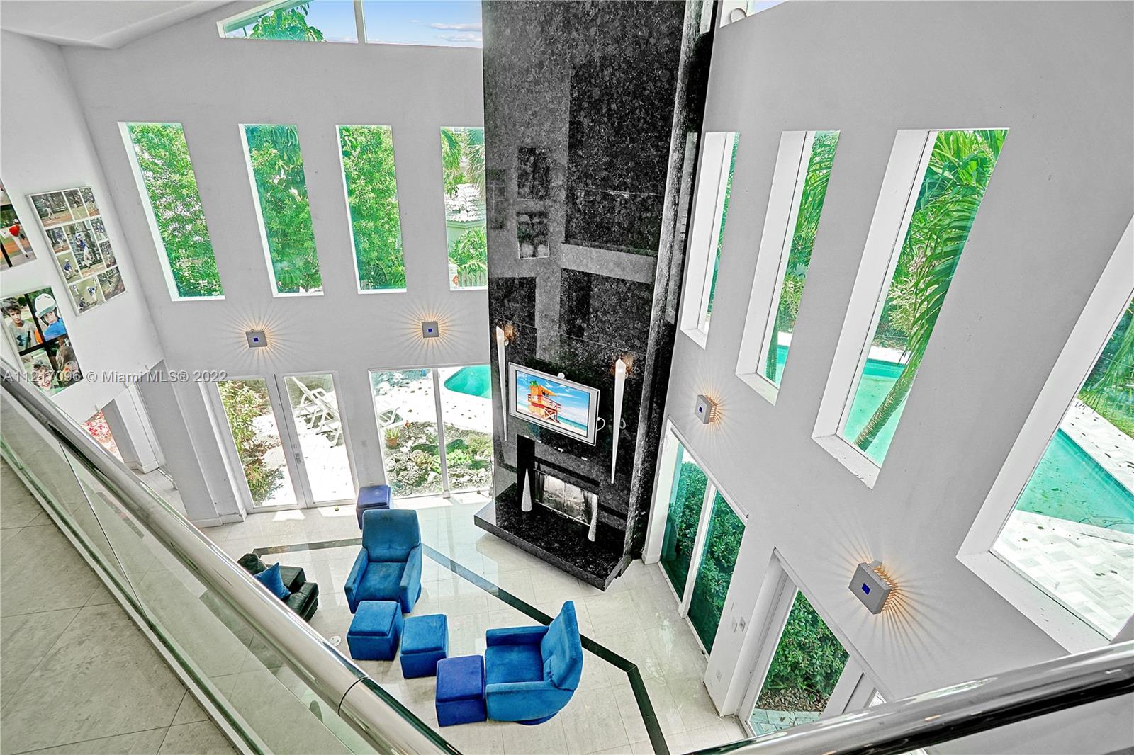 LAUDERDALE BEACH - Residential