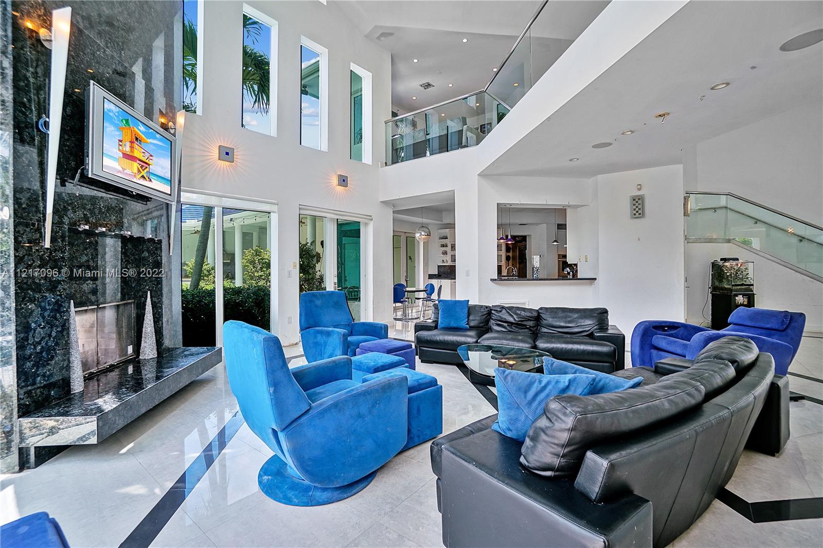 LAUDERDALE BEACH - Residential