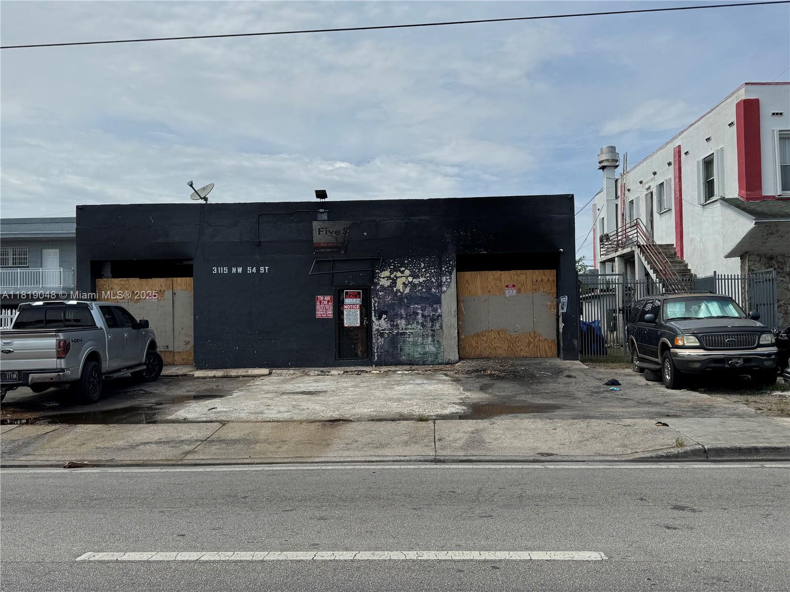 3115 NW 54th St