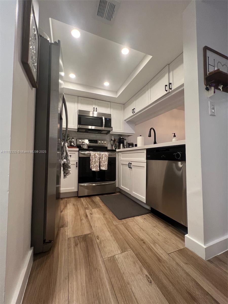 KENLAND WALK CONDO III - Residential