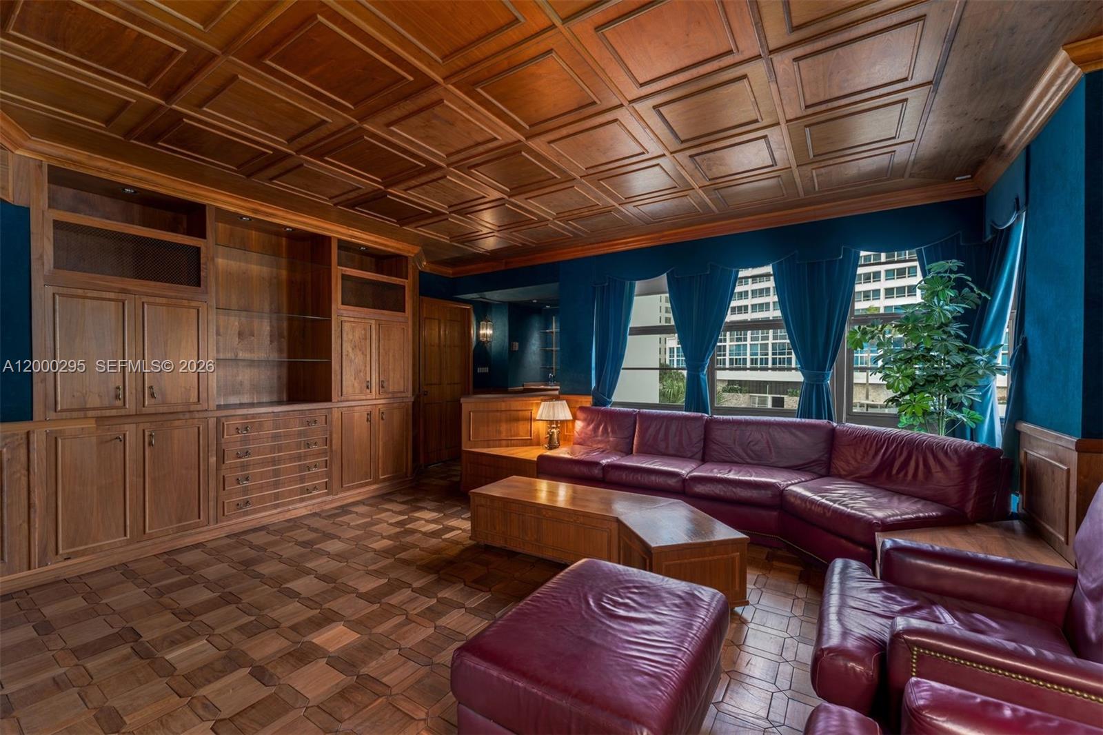 TOWERHOUSE CONDO - Residential