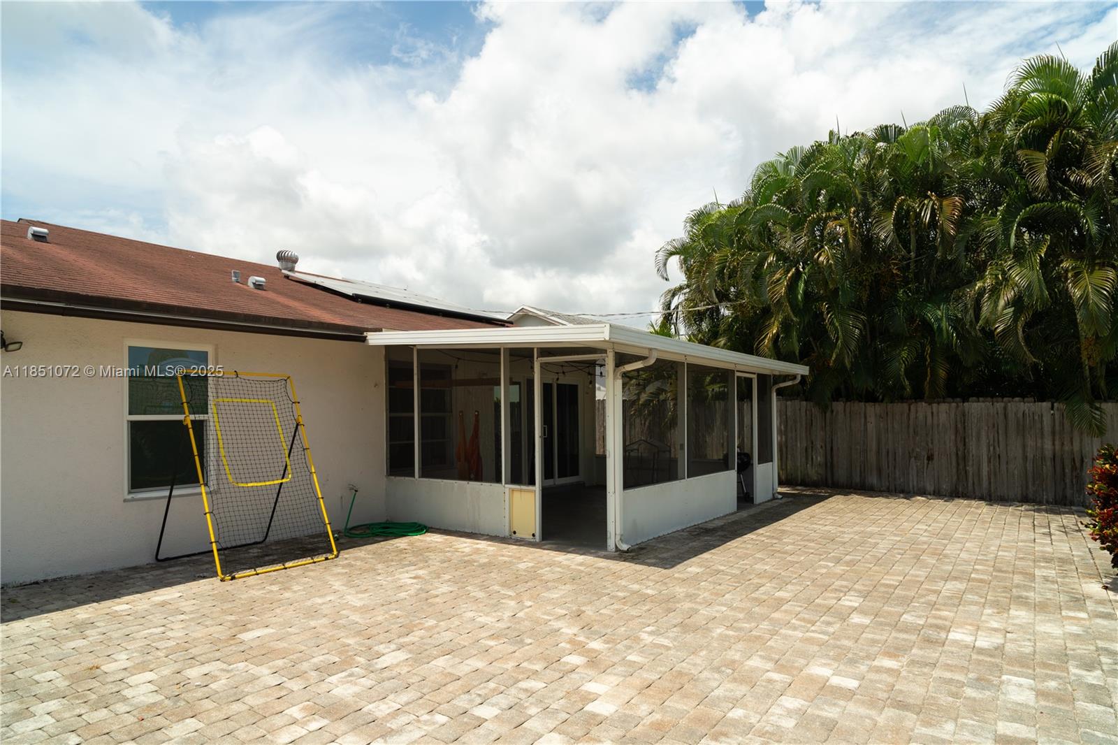 WEST DEERFIELD BEACH - Residential