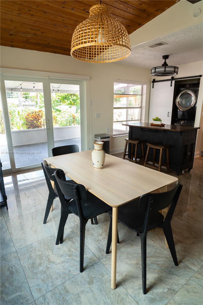 WEST DEERFIELD BEACH - Residential