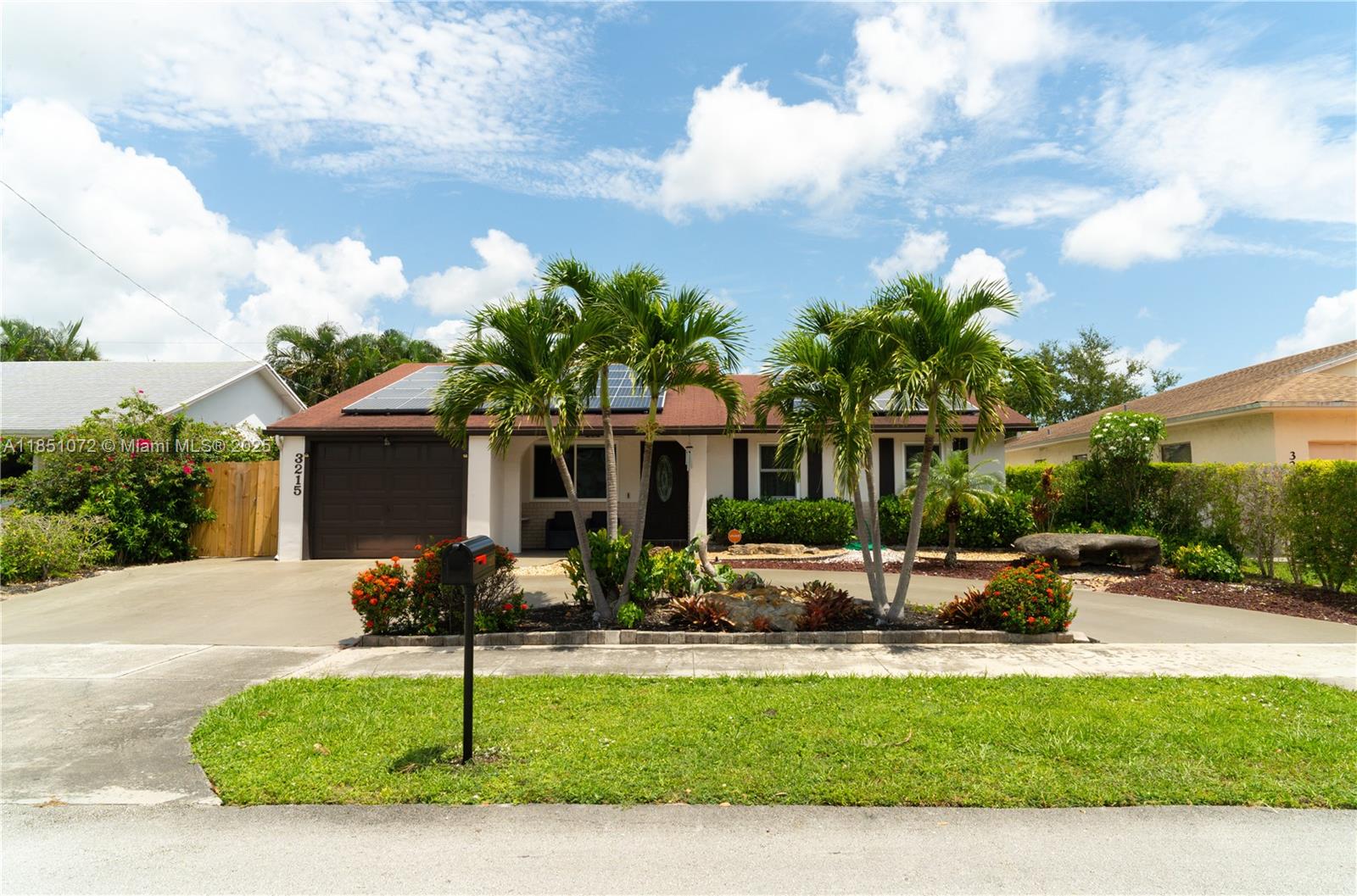 3215 SW 2nd Ct