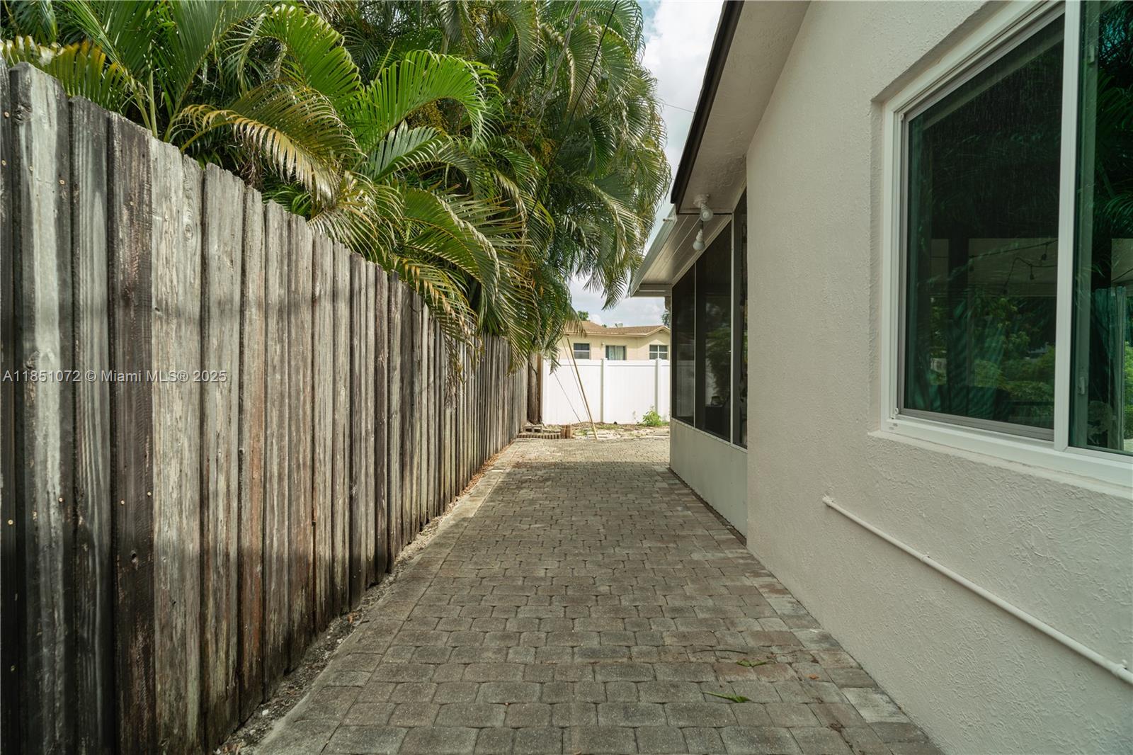 WEST DEERFIELD BEACH - Residential