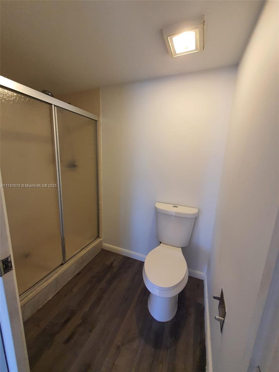 WHITEHALL VILLAGE - Residential Lease