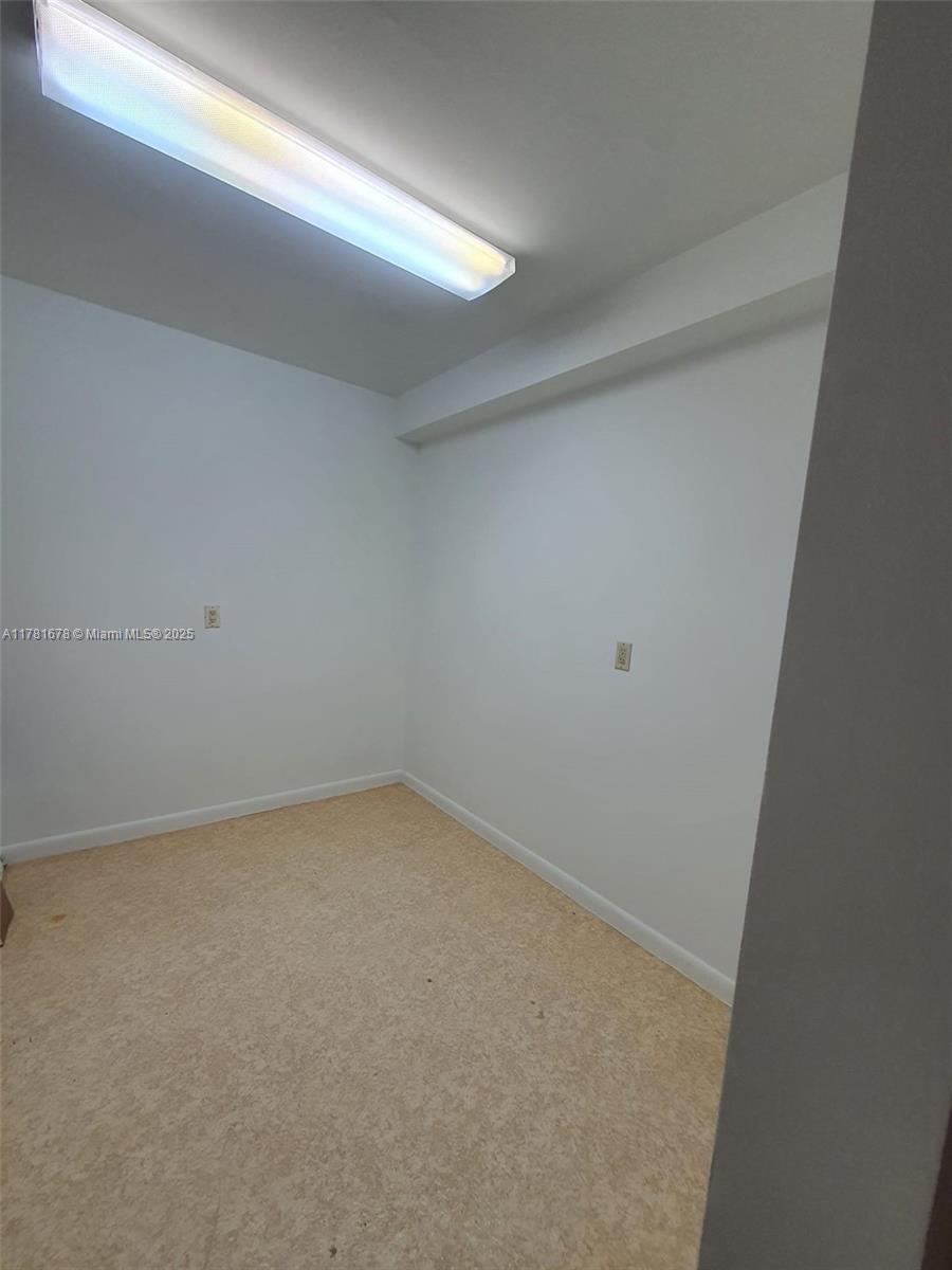 WHITEHALL VILLAGE - Residential Lease