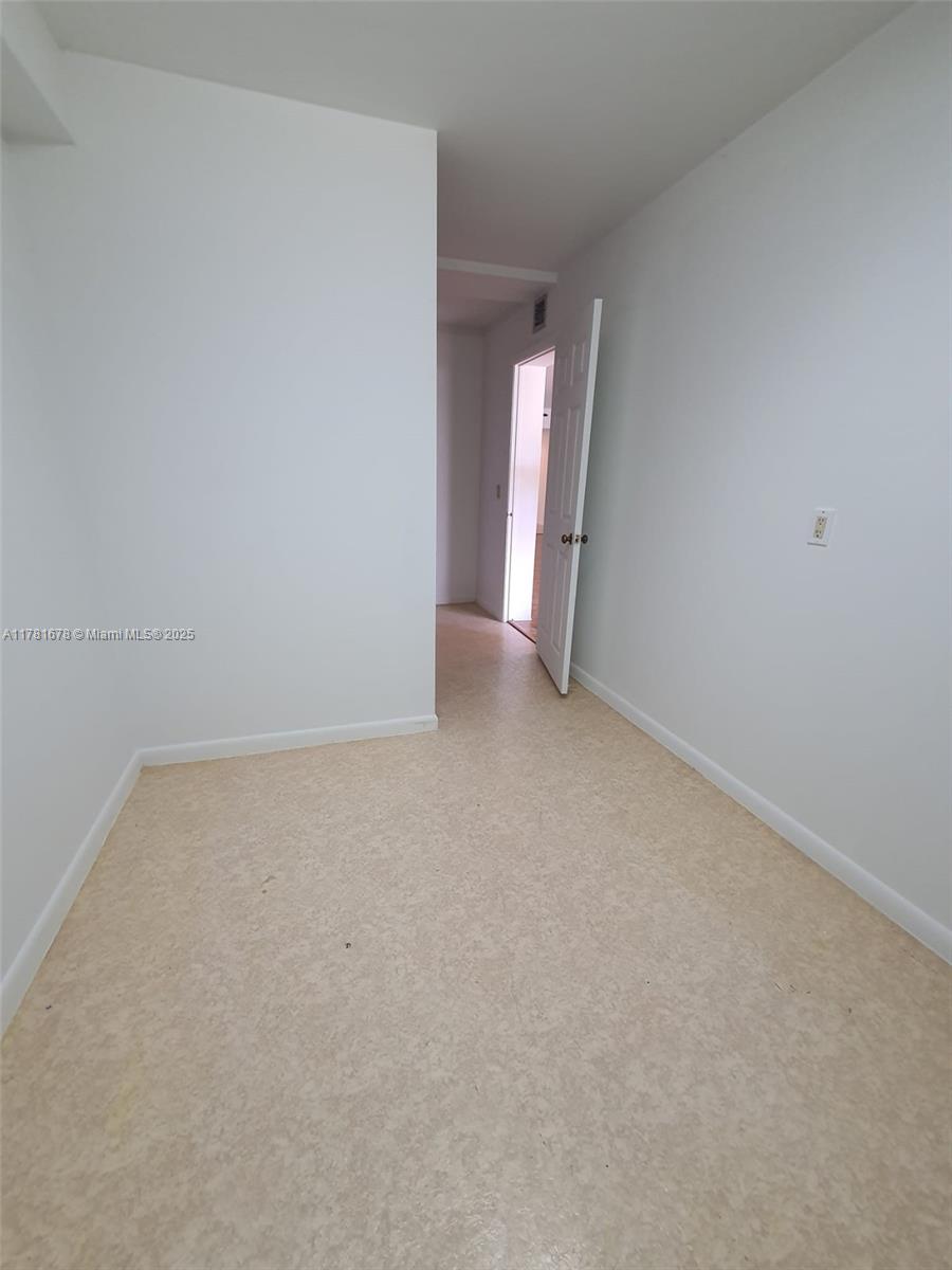 WHITEHALL VILLAGE - Residential Lease