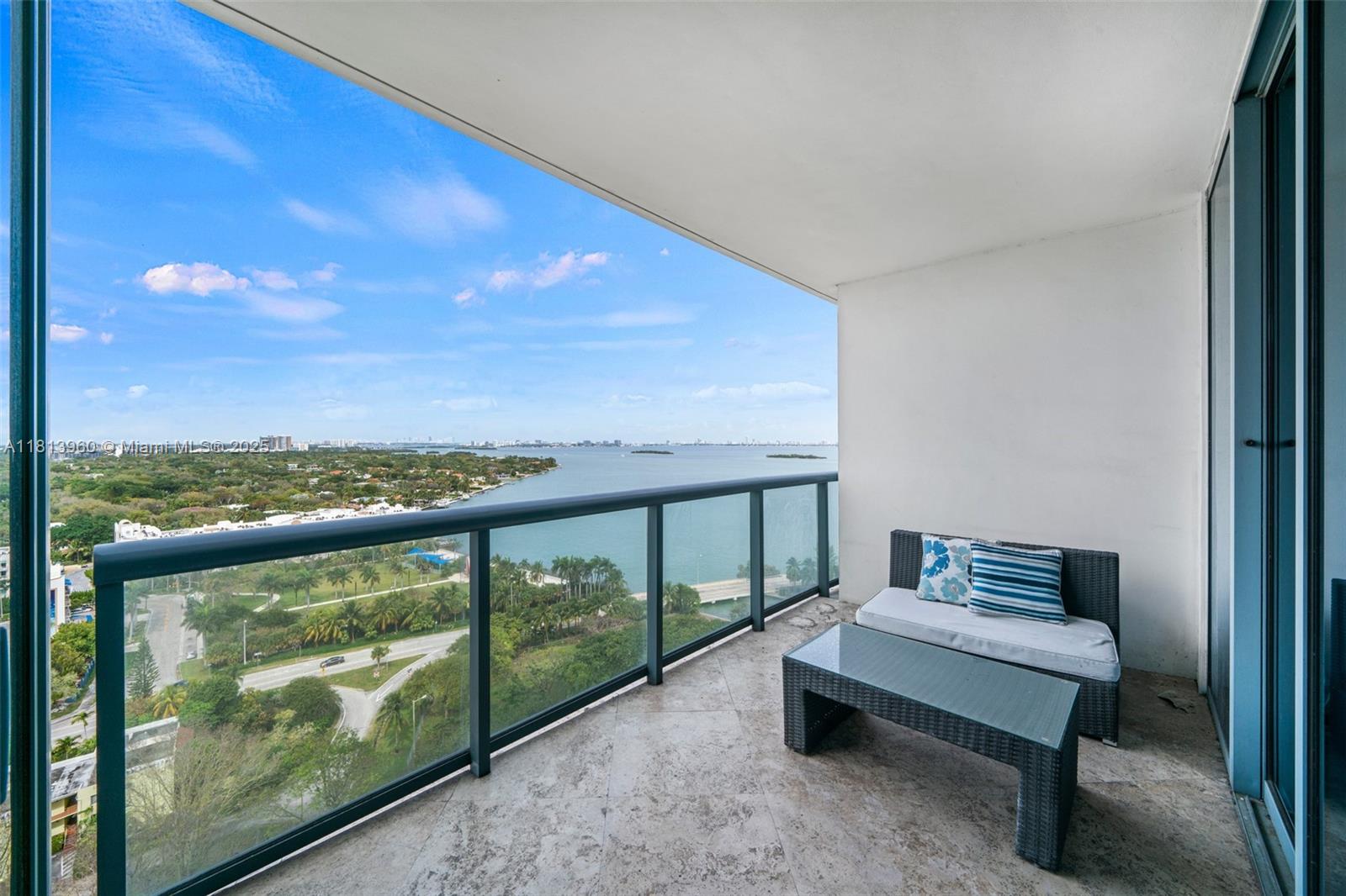 601 Ne 36th St 1704, Miami, Broward County, Florida - 2 Bedrooms  
3 Bathrooms - 