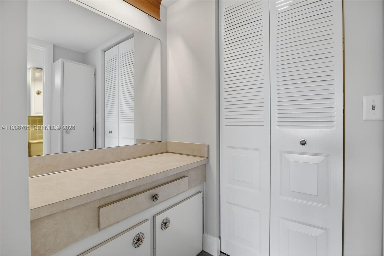 RIVER TERRACE CONDO - Residential Lease