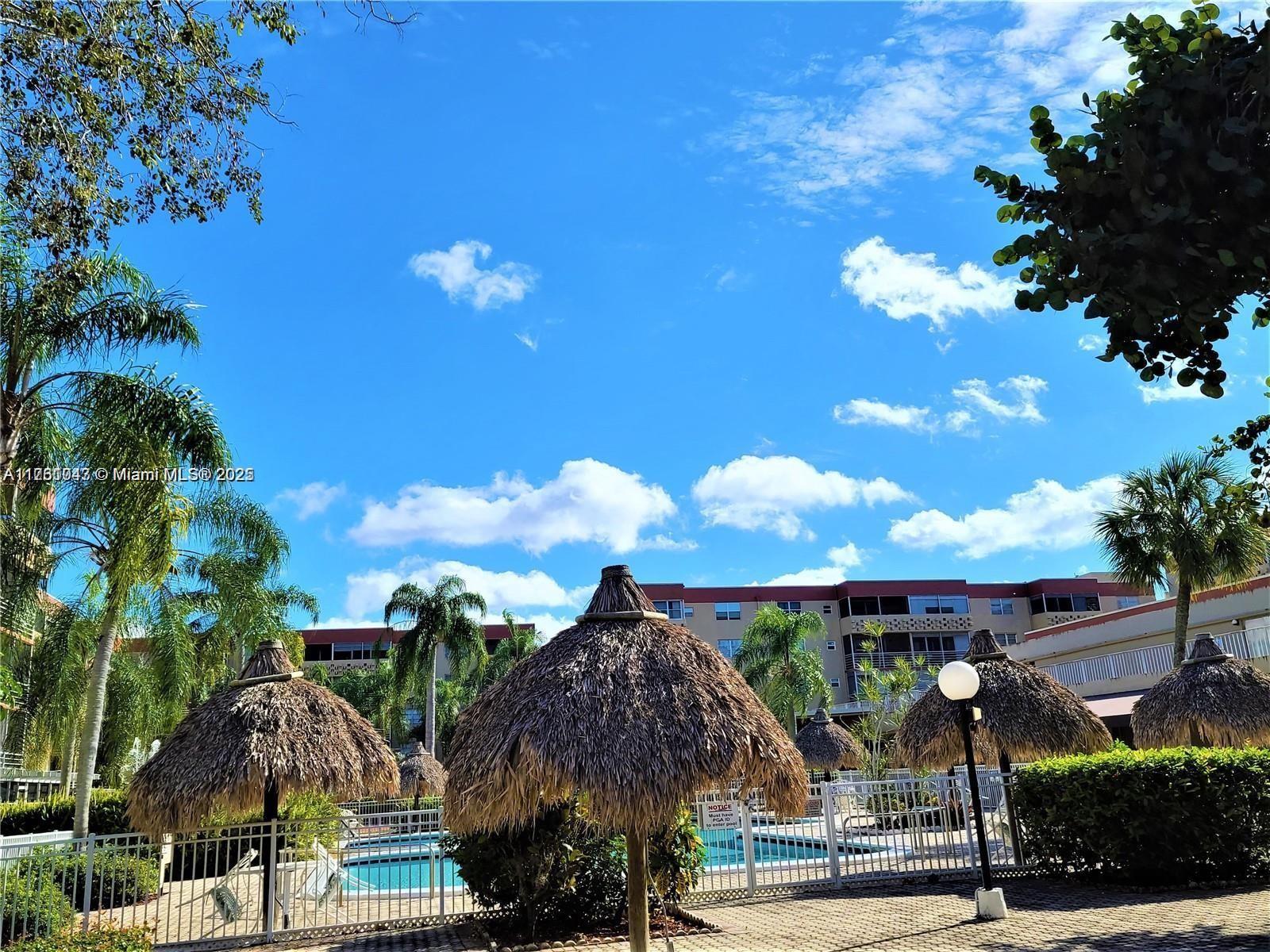 POLYNESIAN GARDENS CONDOM - Residential