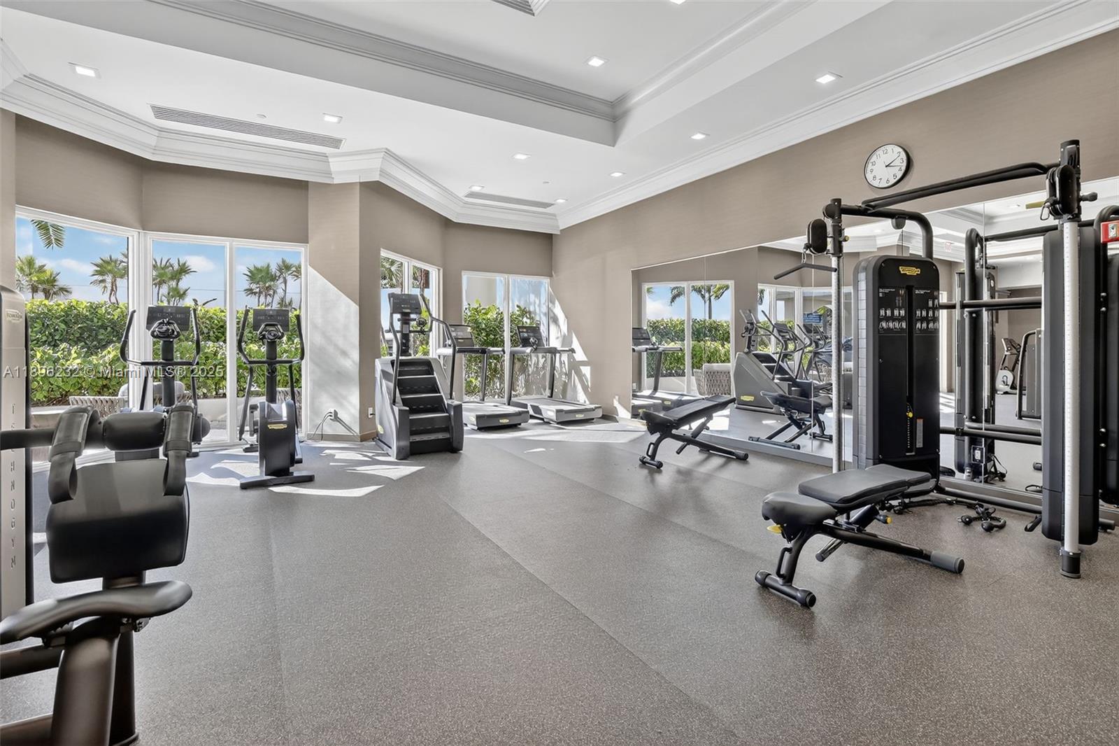 7000 ISL BLVD WILLIAMS IS - Residential