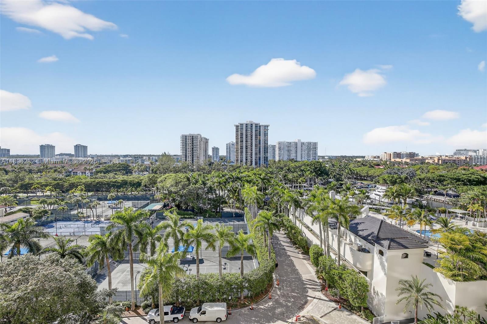 7000 ISL BLVD WILLIAMS IS - Residential