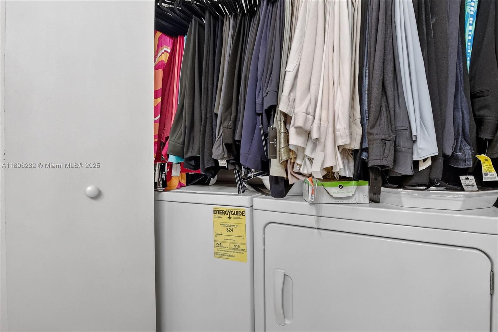 7000 ISL BLVD WILLIAMS IS - Residential