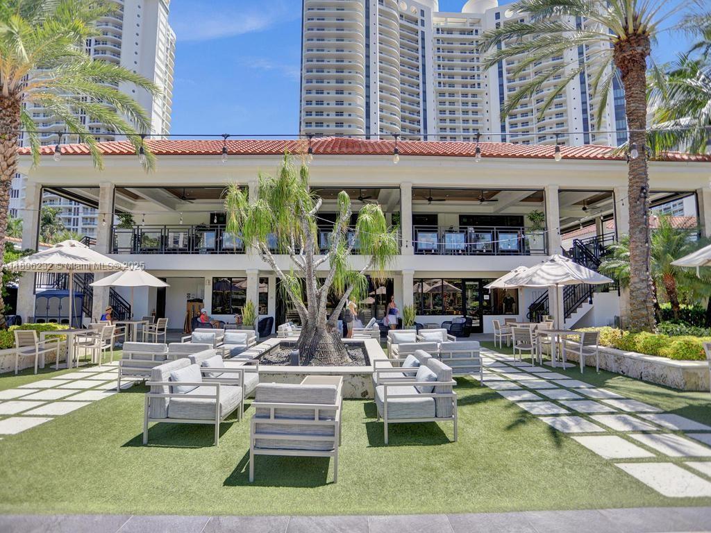 View photos, virtual tours, details... 7000 Island Blvd 903