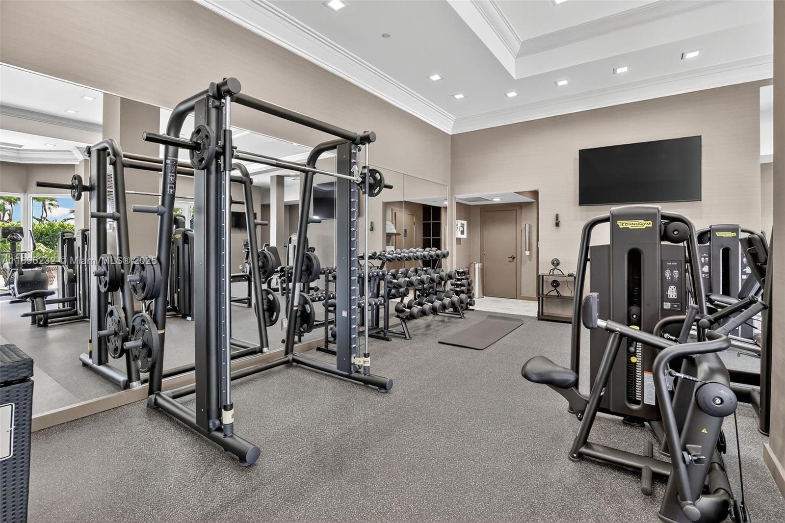 7000 ISL BLVD WILLIAMS IS - Residential