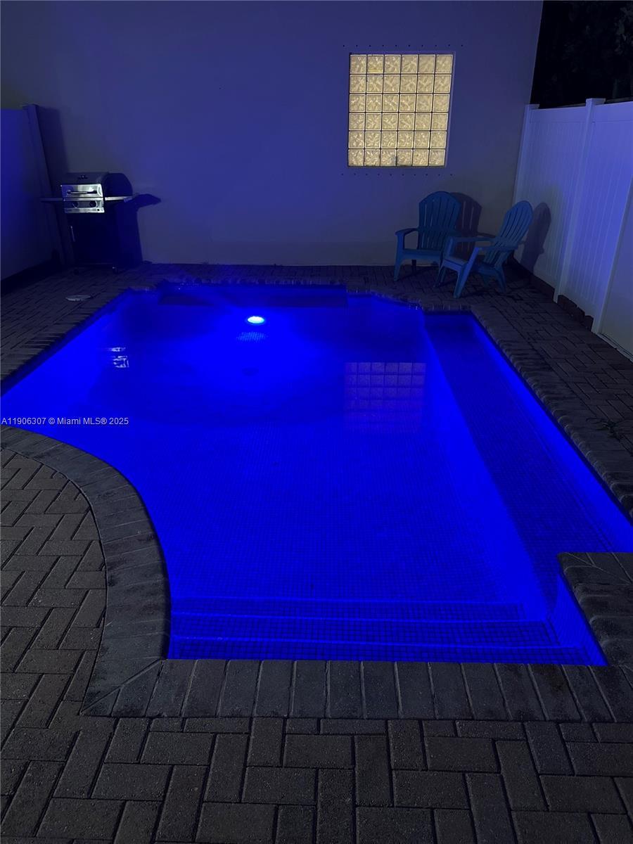 WEST LAKE VILLAGE PLAT - Residential Lease