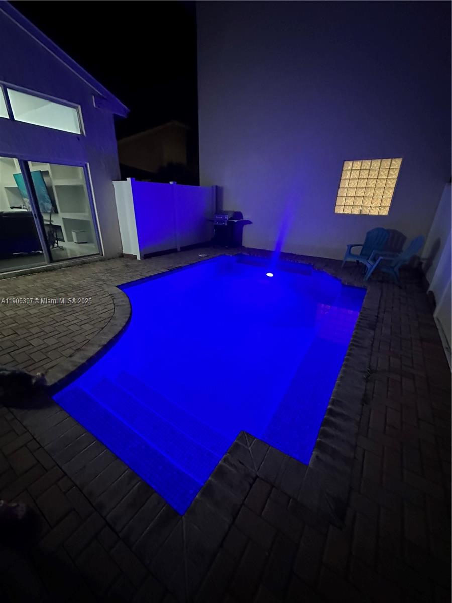 WEST LAKE VILLAGE PLAT - Residential Lease