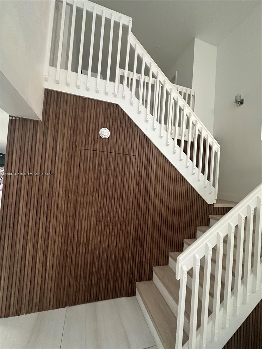 WEST LAKE VILLAGE PLAT - Residential Lease