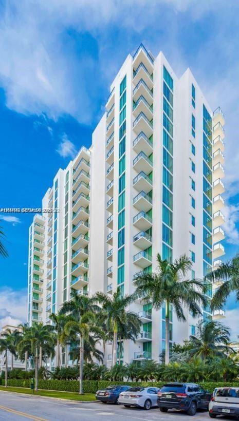 ELOQUENCE ON THE BAY COND - Residential Lease