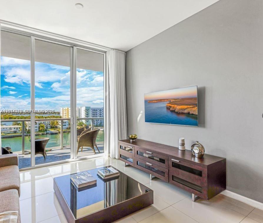 ELOQUENCE ON THE BAY COND - Residential Lease