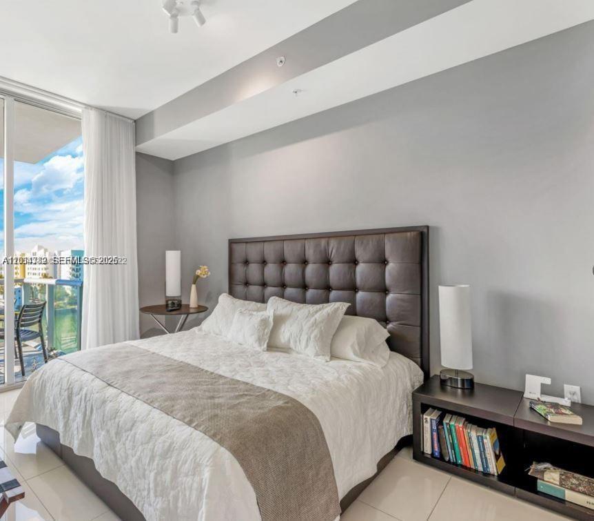 ELOQUENCE ON THE BAY COND - Residential Lease
