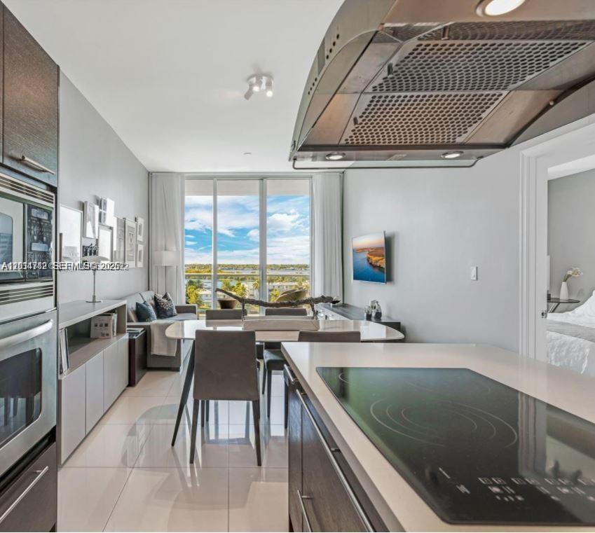 ELOQUENCE ON THE BAY COND - Residential Lease