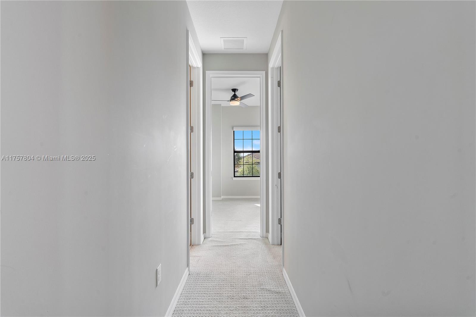OAK TREE - Residential