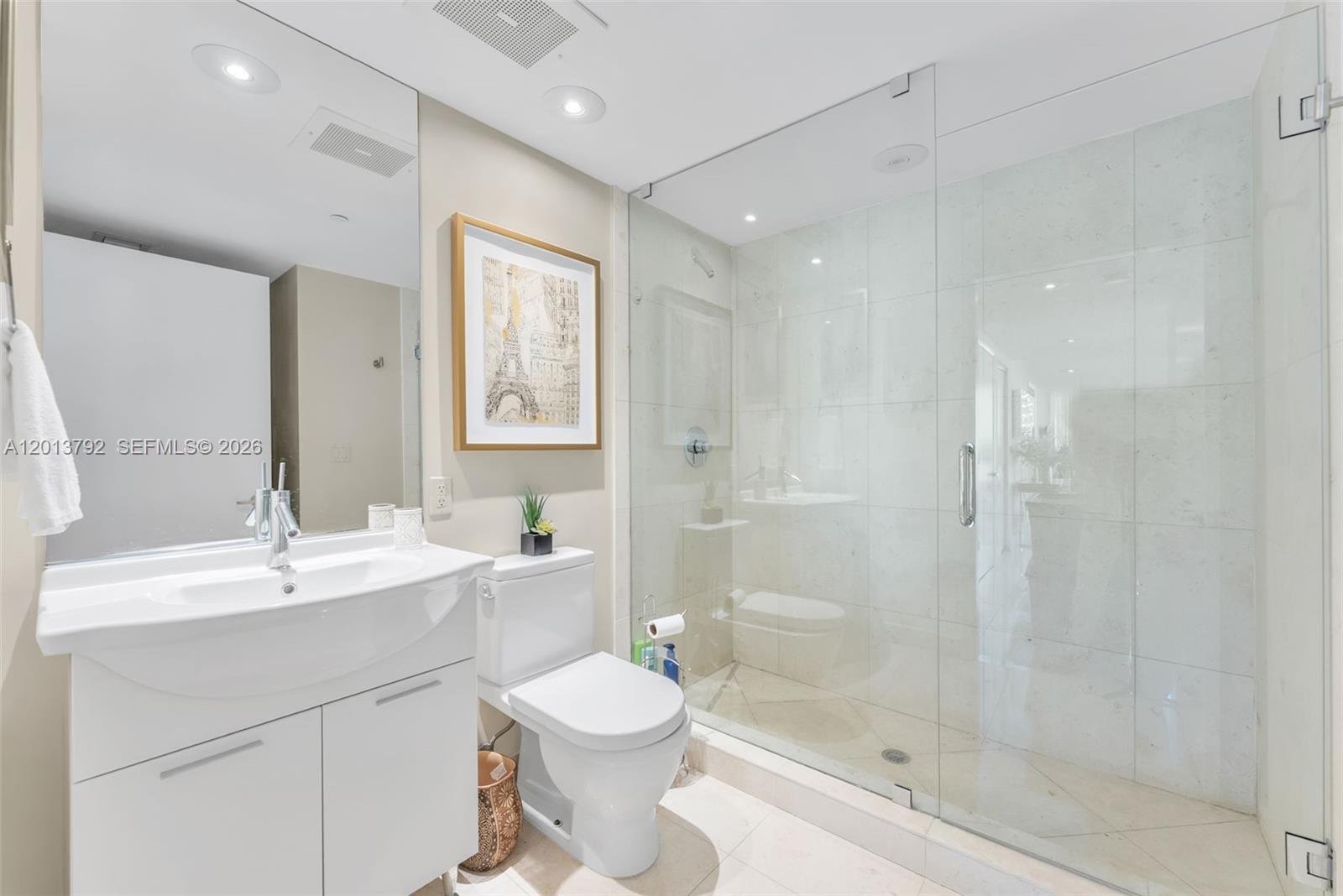 ICONBRICKELL CONDO NO 1 - Residential Lease