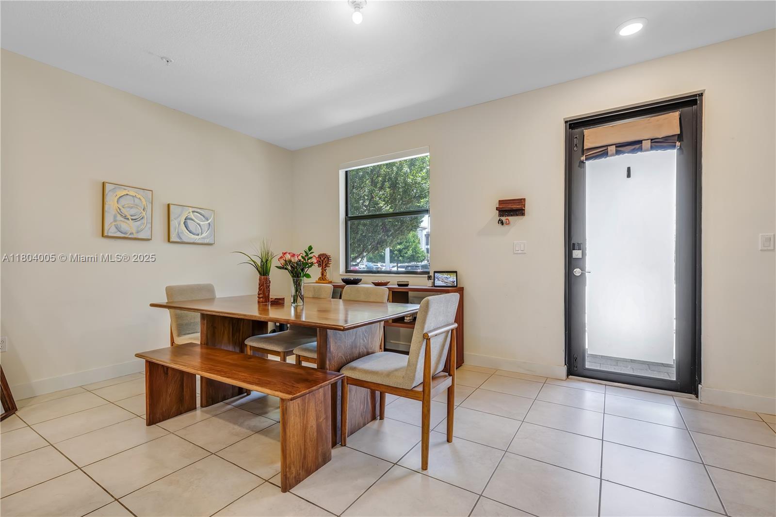 Property for Sale at 10419 Nw 82nd St, Doral, Miami-Dade County, Florida - Bedrooms: 3 
Bathrooms: 3  - $505,000