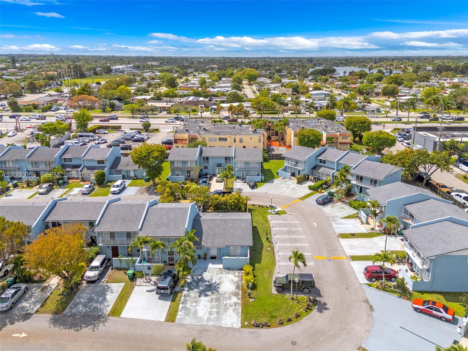 CHATEAUBLEAU VILLAS CONDO - Residential