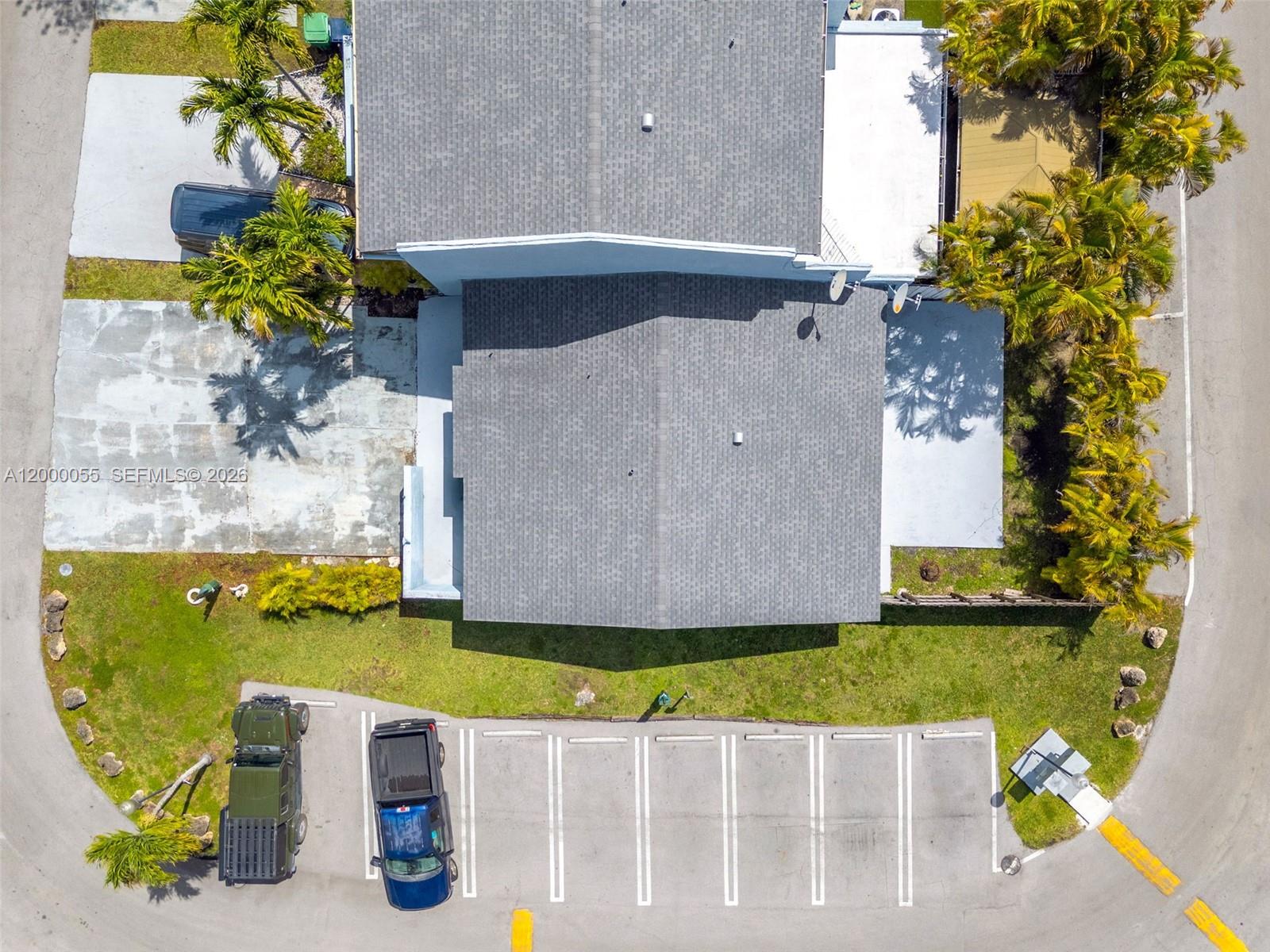 CHATEAUBLEAU VILLAS CONDO - Residential