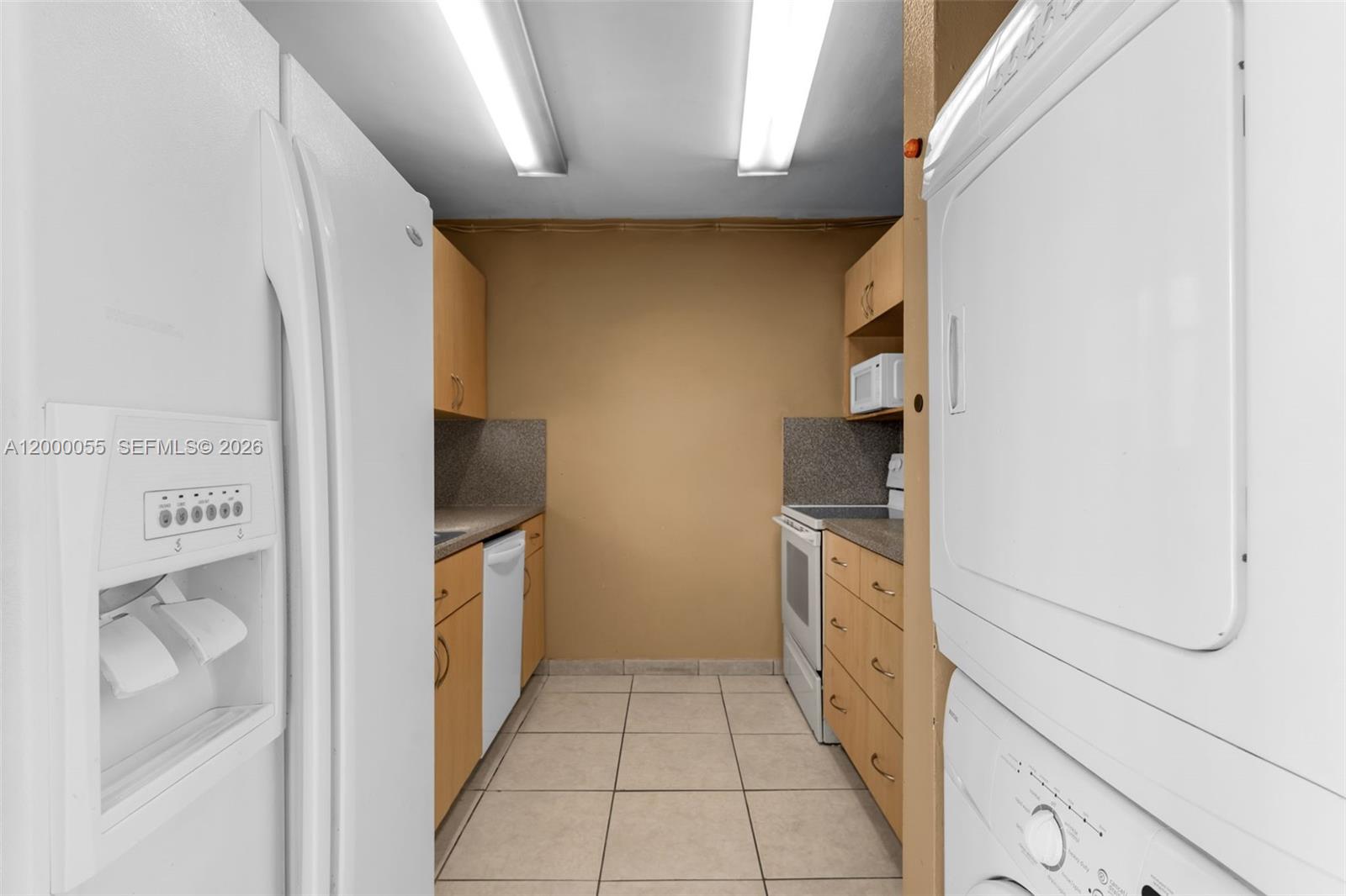 CHATEAUBLEAU VILLAS CONDO - Residential