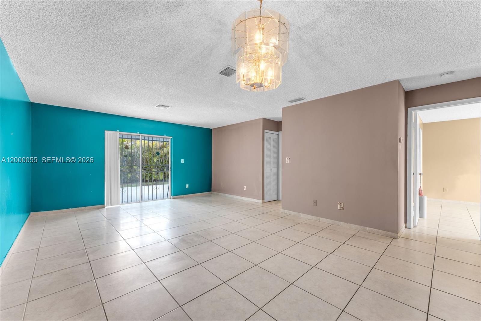 CHATEAUBLEAU VILLAS CONDO - Residential