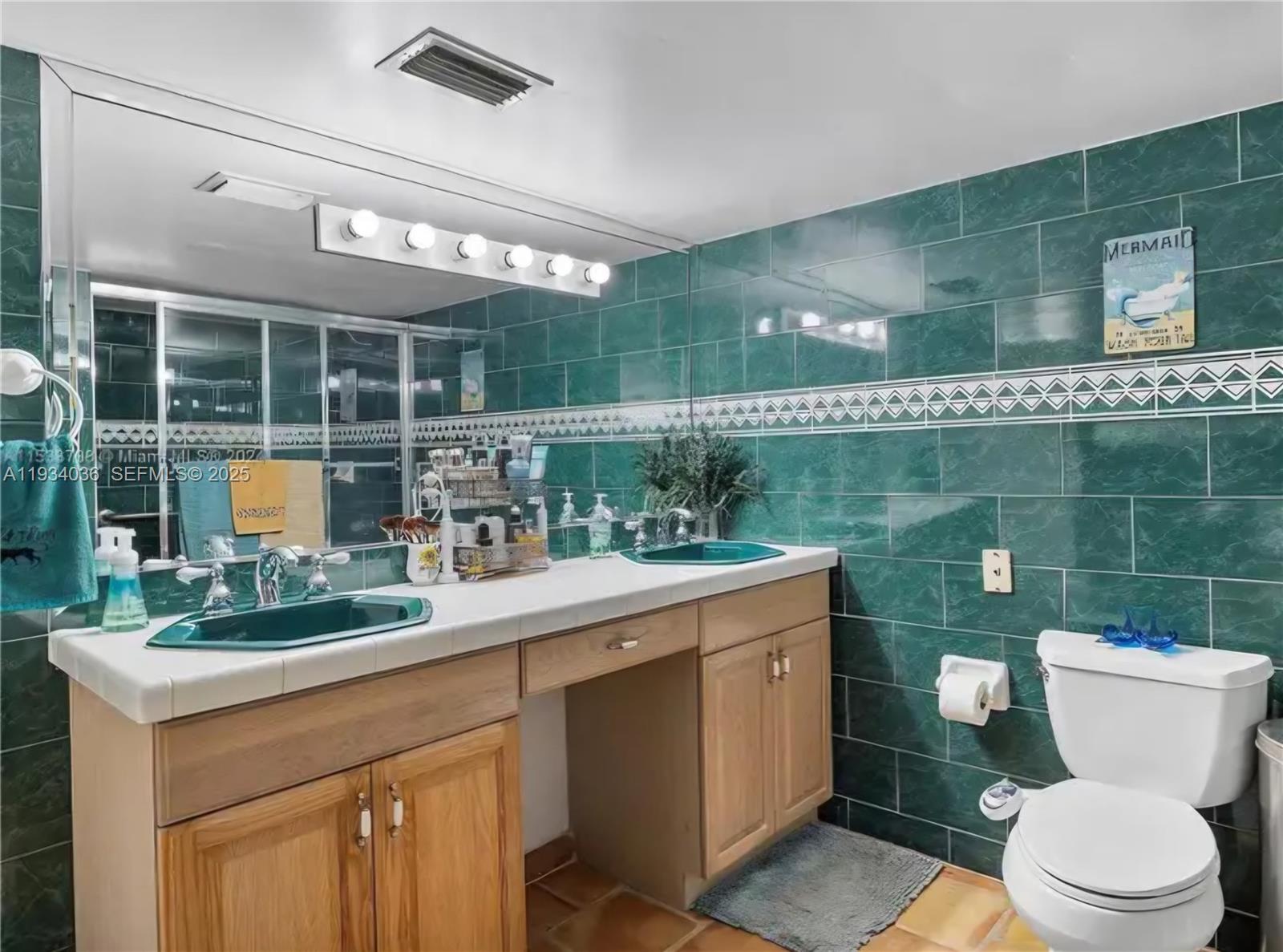 Redland Farmhouse - Residential