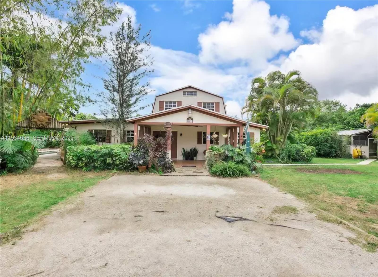 Redland Farmhouse - Residential