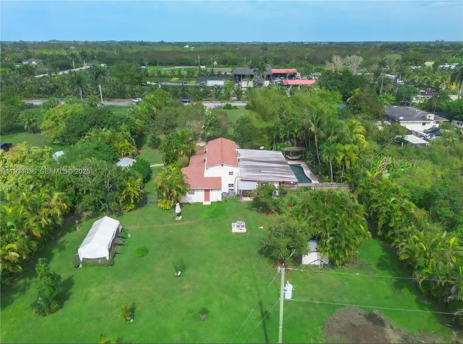 Redland Farmhouse - Residential